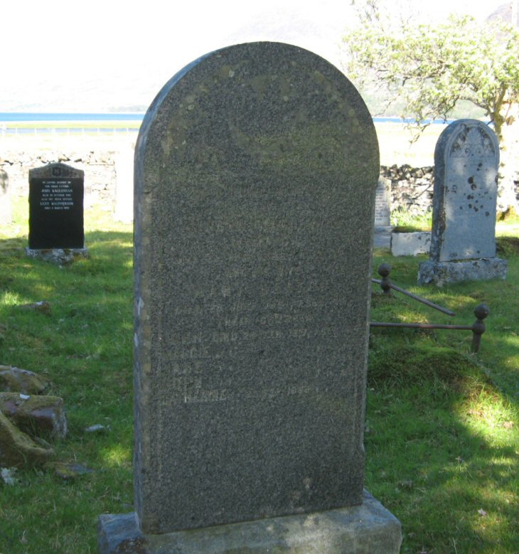 Photo of headstones/Duncan McLennan d1896 hdstn Annat blacksmith